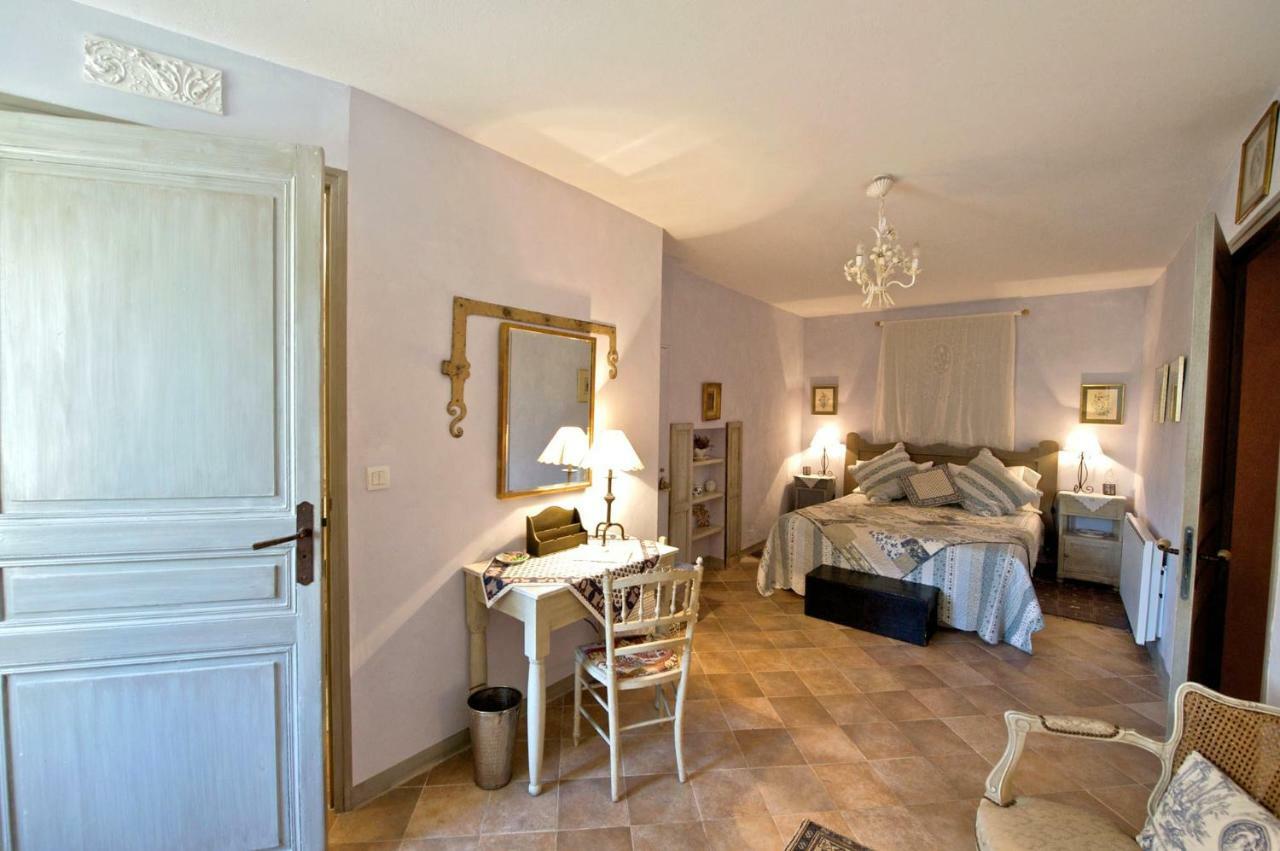 Le Clos Des Freres Gris Bed and Breakfast Αιξ-αν-Προβάνς Εξωτερικό φωτογραφία