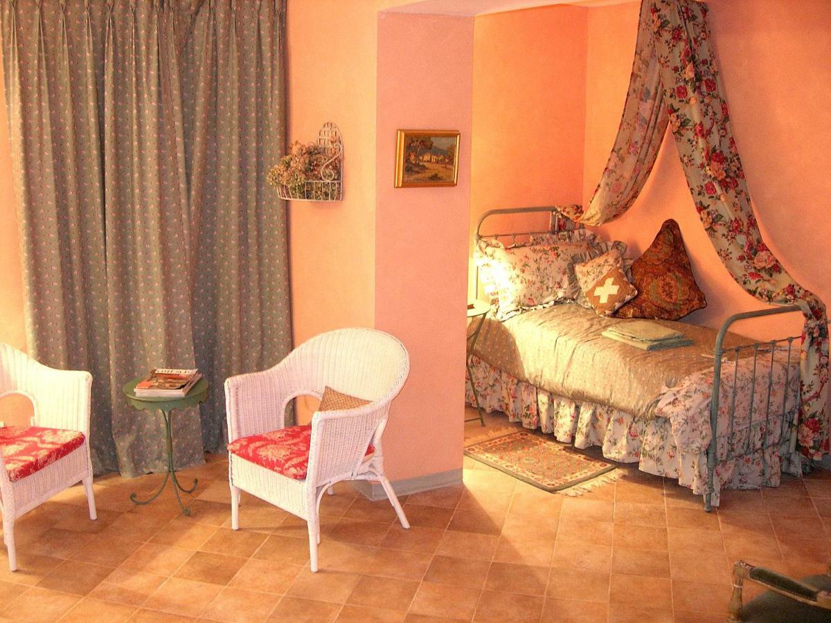 Le Clos Des Freres Gris Bed and Breakfast Αιξ-αν-Προβάνς Εξωτερικό φωτογραφία